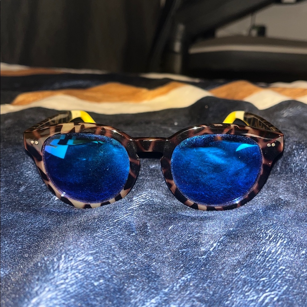 TOMS Bellevue Sunglasses with blue reflective lens